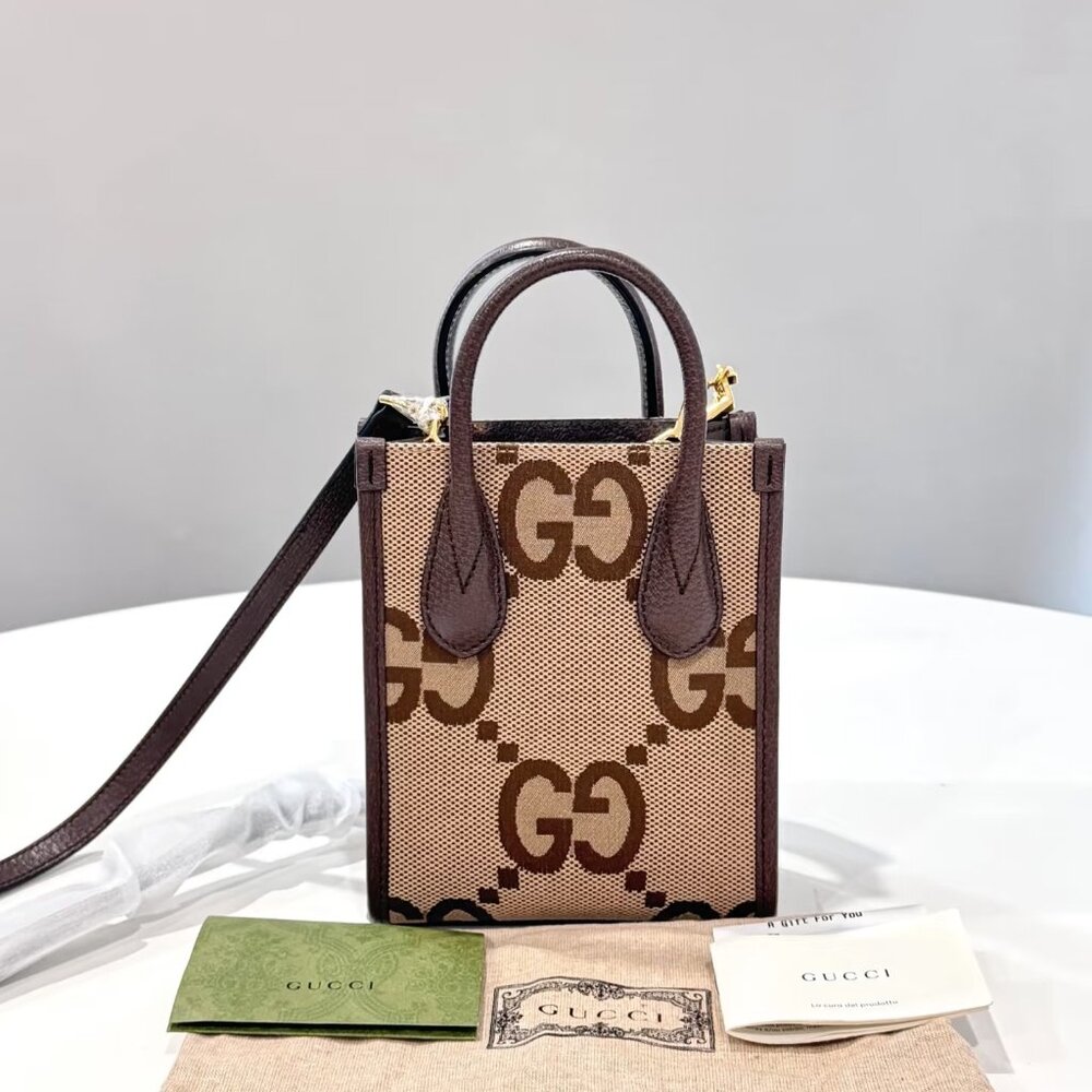 Gucci bags are new, trendy and versatile, interpreting high-end fashion attitude